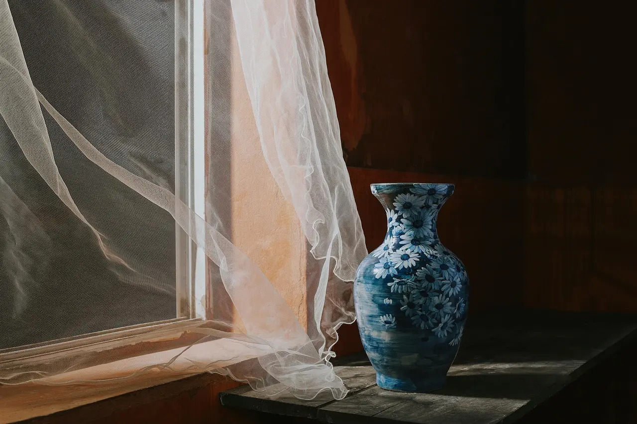 Hvordan undgår jeg, at gardinerne trækker sig sammen i enderne af gardinstangen?